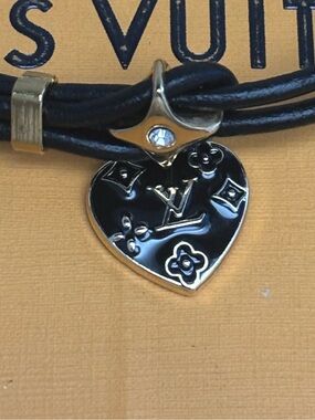 Louis Vuitton Heart Charm, Genuine Leather Toggle Clasp Gold-Plated Bracelet
